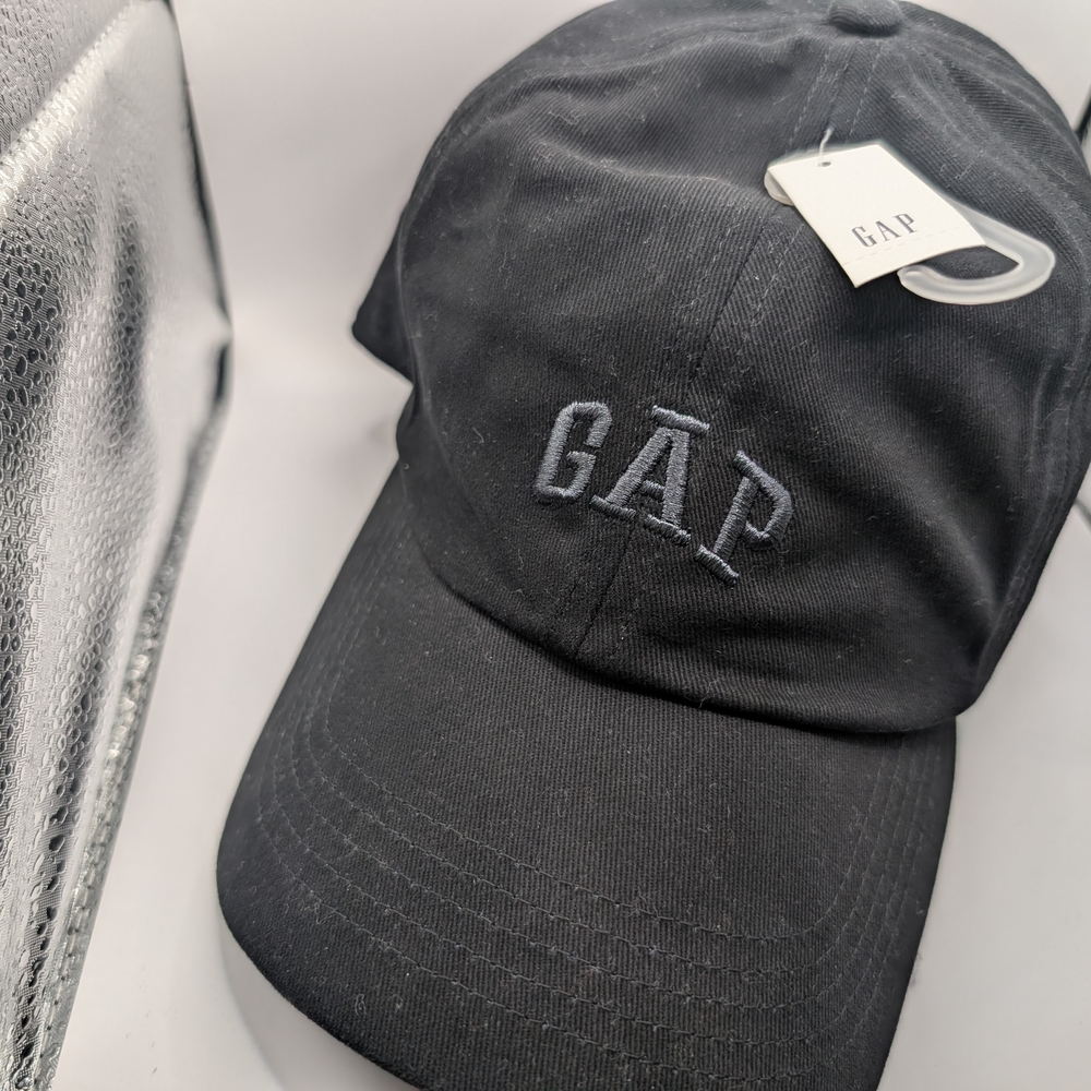 New! GAP Black Baseball Cap